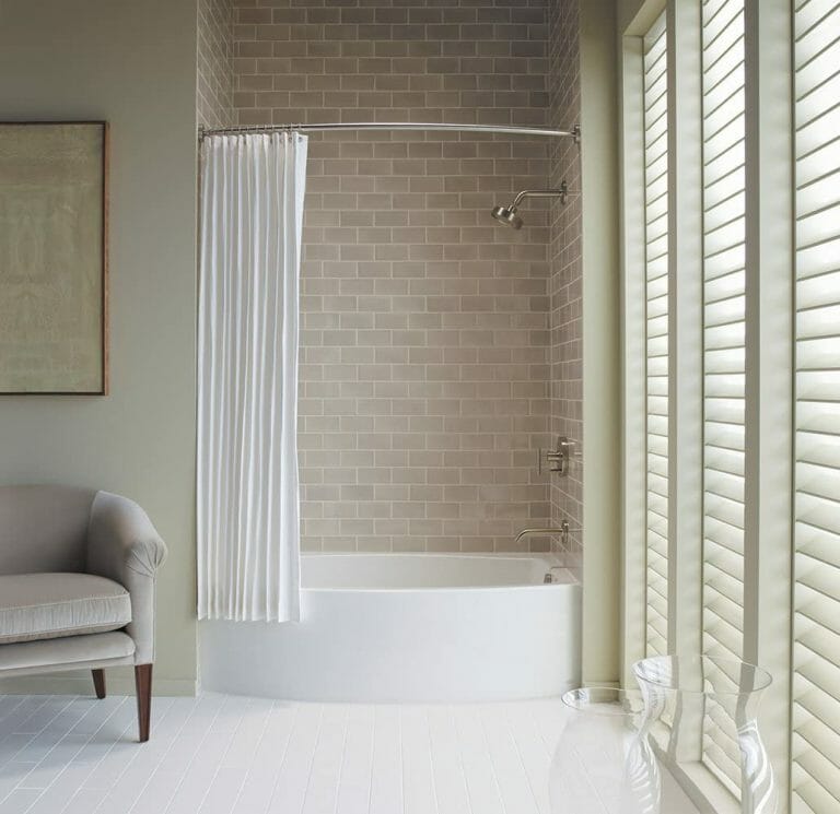 8 Best Alcove Bathtubs In 2024 (All Size Tubs Ranked)